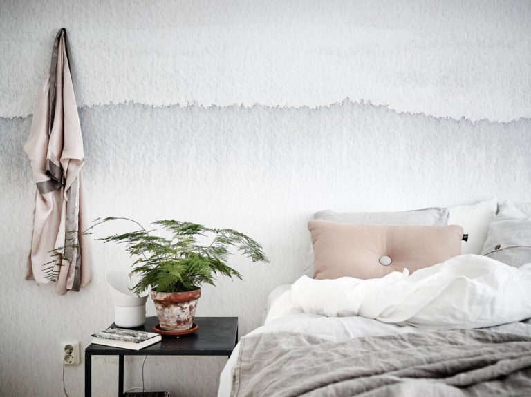 Watercolor Ombre Wallpaper :: Cozy Winter Home
