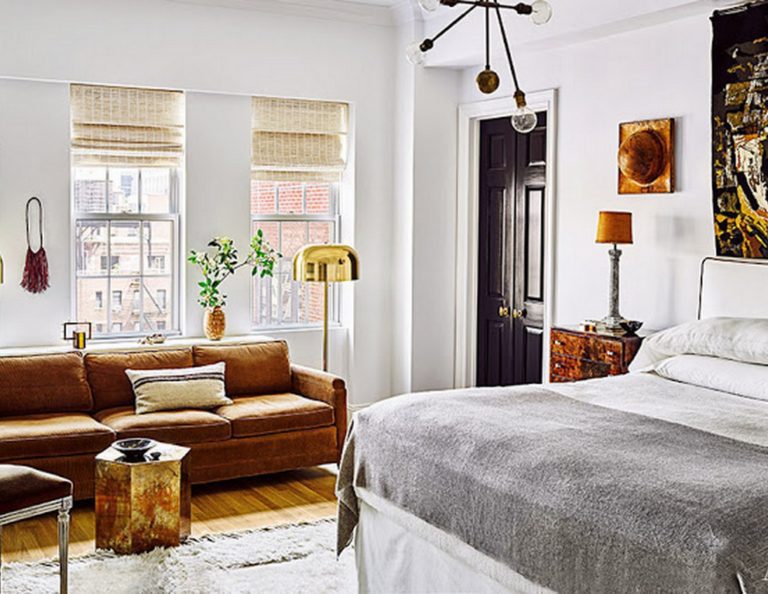 Ditch or Decorate :: Should We Keep The Golden Trend?