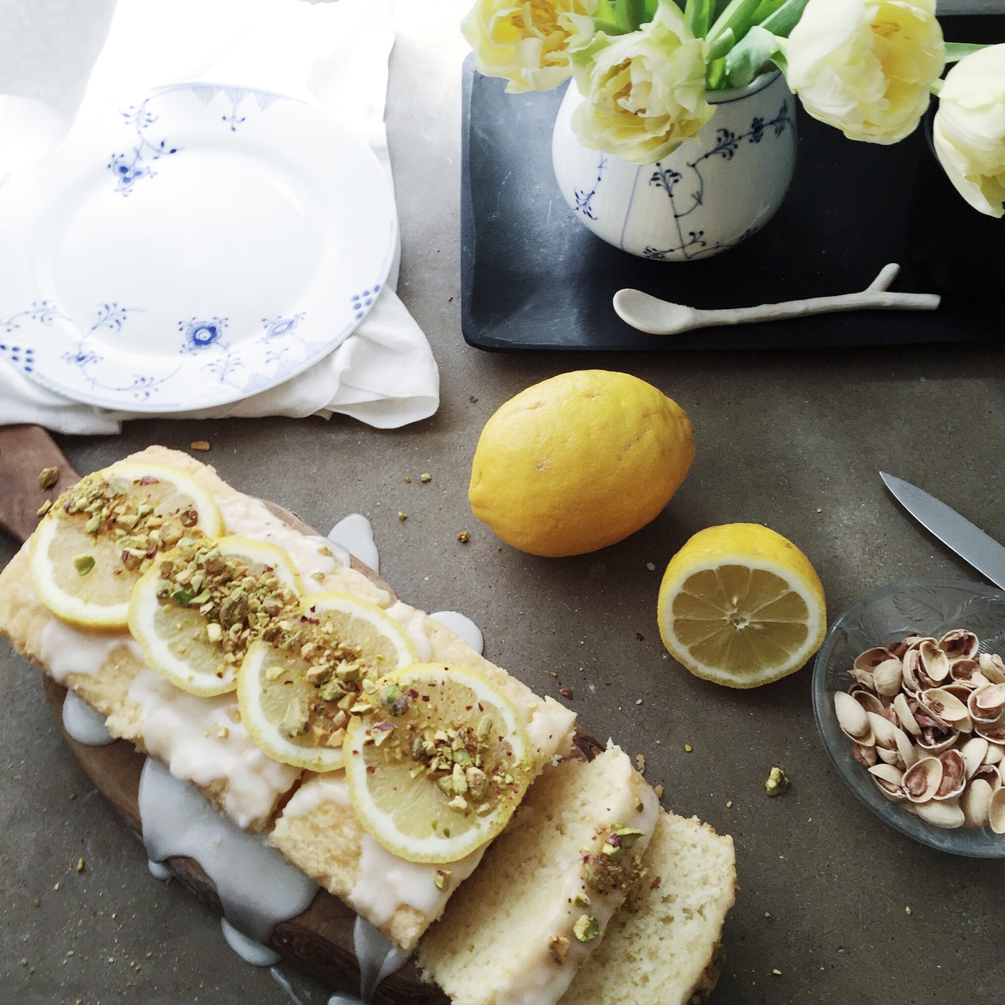 Lemon Cake :: Tips For Making An Easy Gluten Free Cake Recipe
