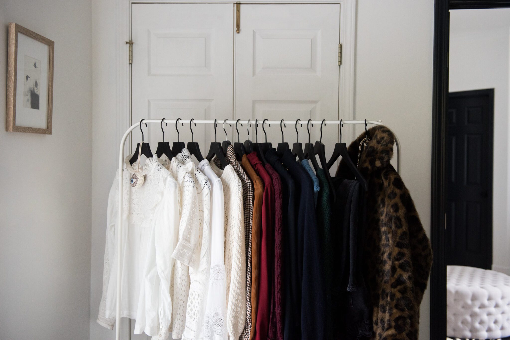Holiday French Girl Style Capsule Wardrobe/Closet Tour :: 25 Day Christmas Countdown: Day 3