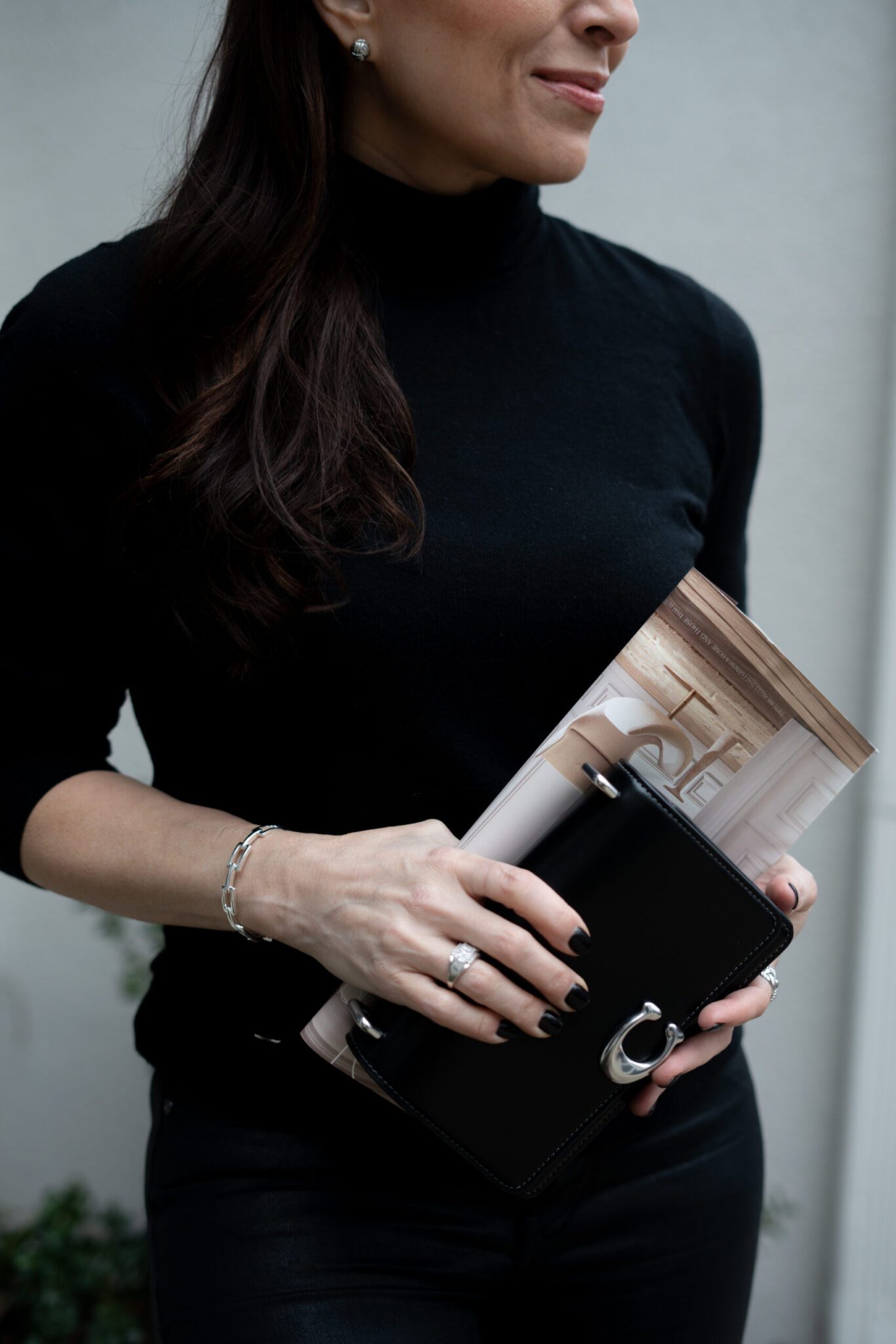Layer Like a Pro: The Sweaters You Need to Stay Cozy and Chic All Winter