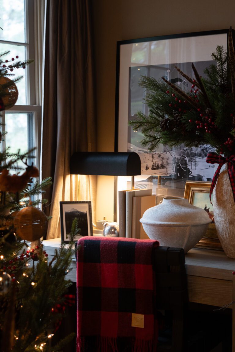The Secret to Mixing Modern Decor with Rustic Christmas Charm