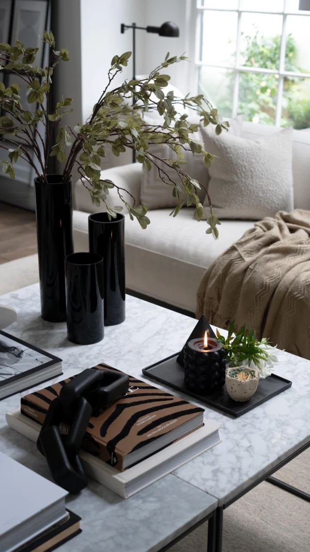 Comment SHOP to get the links to these under $25 decor finds!! 👏🏽 

Eekk! Who knew, right?! Even if you are working on a tight budget you can have the most BEAUTIFUL & COZY home!! These decor finds are all from Amazon!!

#houseofvalentina #amazon #amazonfinds #amazondeals #amazondecor #amazonhome #luxeforless #viralproducts #viralfinds #viral #trending @thehouseofvalentinaliving @thehouseofvalentina @amazonlive @amazonhome @amazon